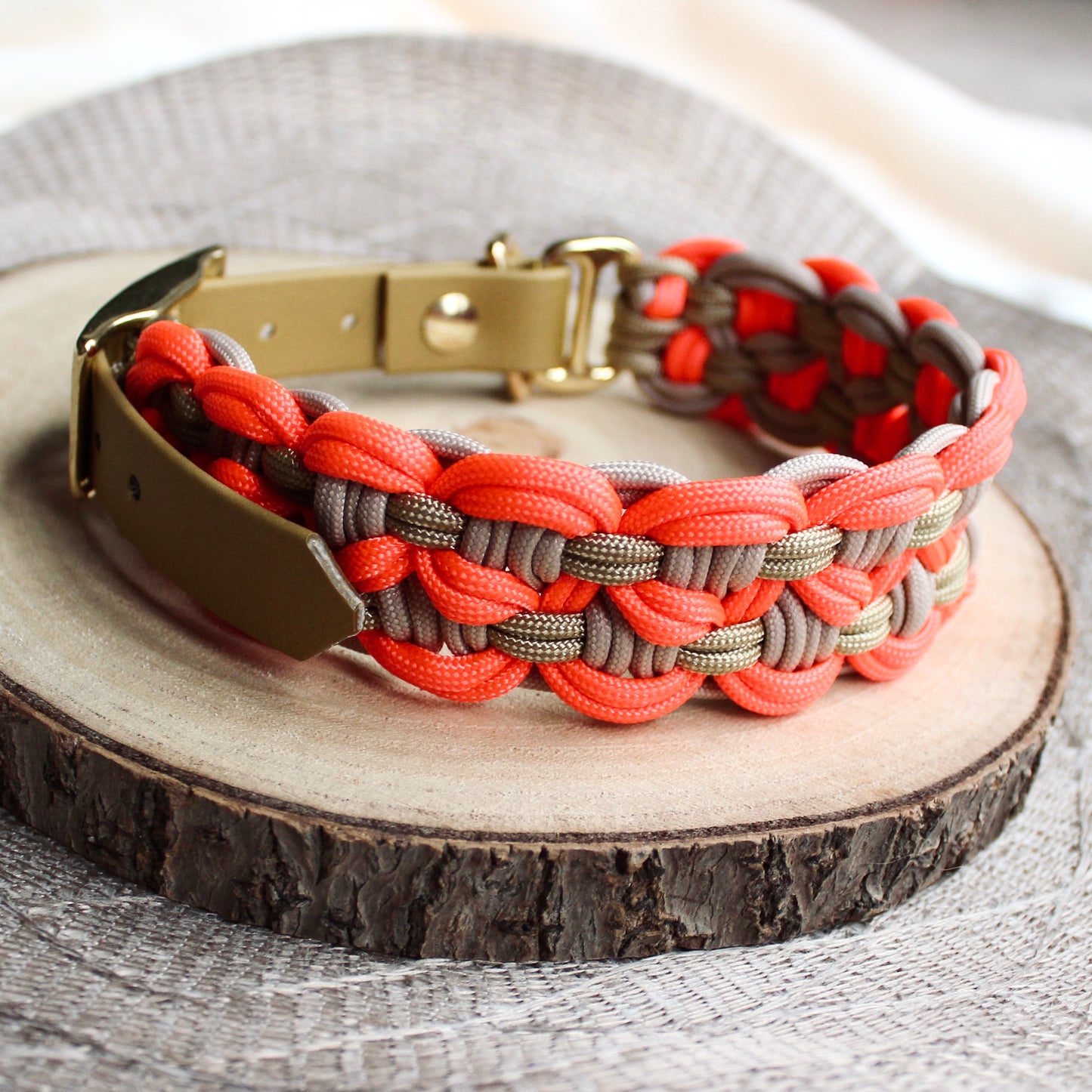Halsband Paracord »Neon Orange x Gold«
